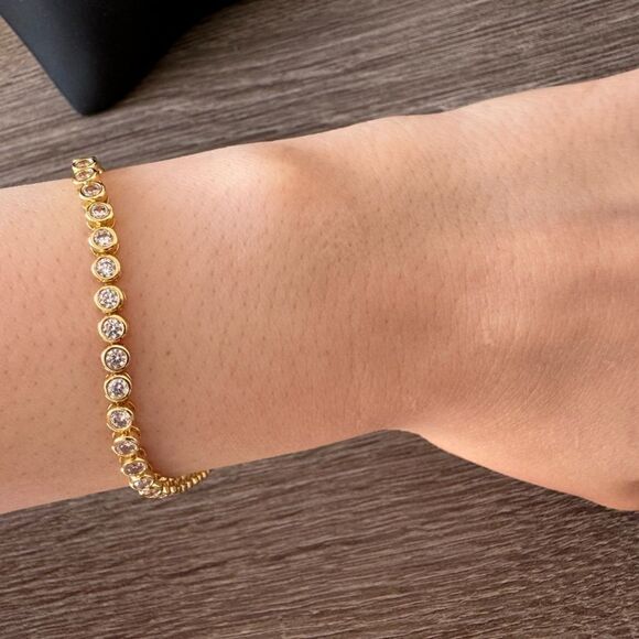 Tennis bezel set bracelet N654 - Picture 8 of 8